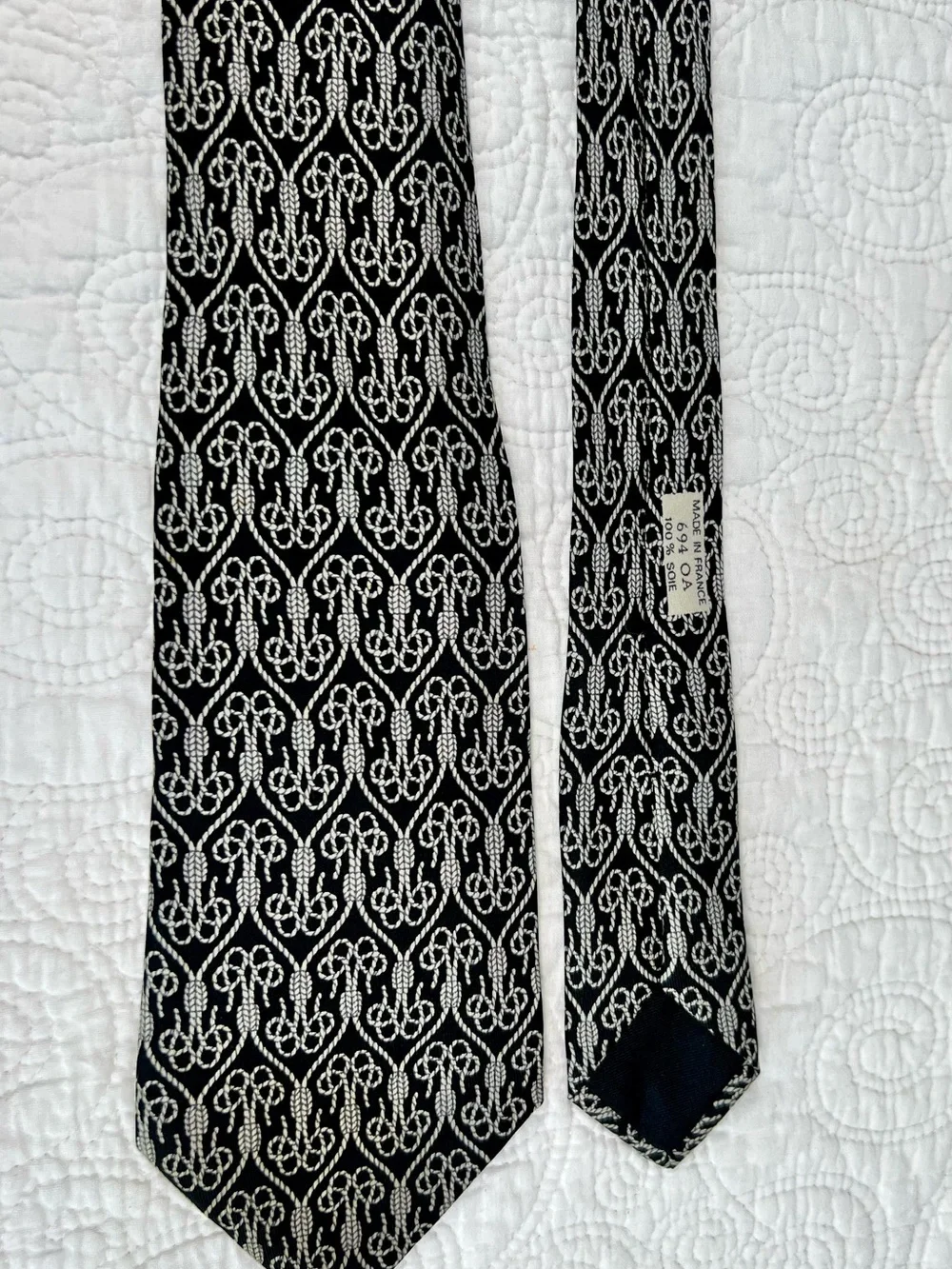 Vintage Hermes Silk Tie 694 OA Black White Equestrian Rope Knot Motif France